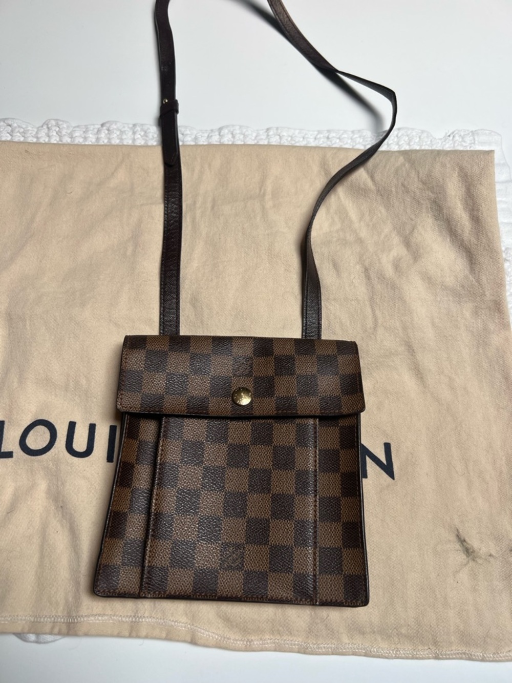 Louis Vuitton Damier Ebene Pimlico Crossbody Purse - Picture 4 of 15